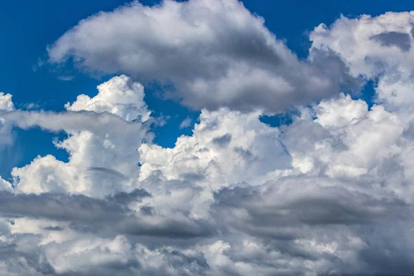 Wolken Met Blauwe Lucht Bewolkt Achtergrond — Stockfoto