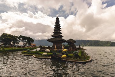 pura ulun danu bratan, bali, Endonezya