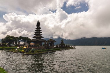 pura ulun danu bratan, bali, Endonezya