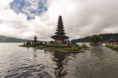 pura ulun danu bratan, bali, Endonezya