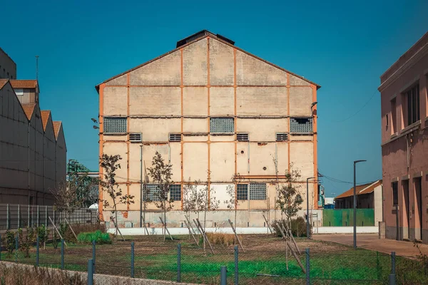 Barreiro 'da terkedilmiş binalar, Lizbon, Portekiz