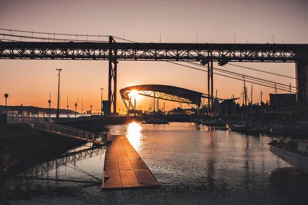 Zonsondergang Lissabon Abril Bridge Taag Lissabon Portugal — Stockfoto