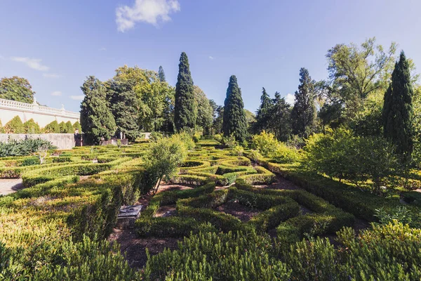 Der Labyrinthische Garten Des Nationalpalastes Von Queluz Sintra Portugal lizenzfreie Stockfotos