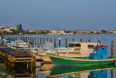 sabah görünümü liman, Grado, İtalya