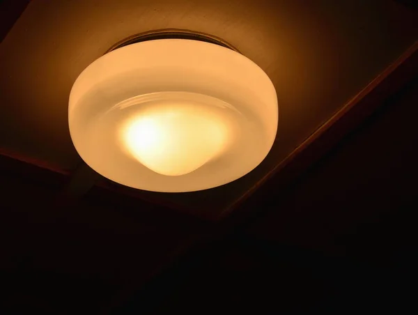 Лампочка Потолка Светодиодной Лампочкой Южная Чехия — стоковое фото