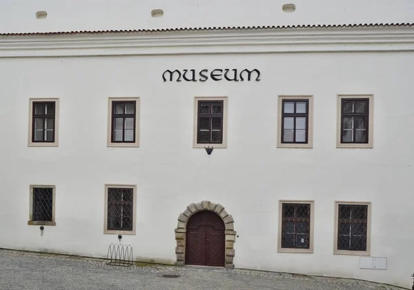 Museum building Jindrichuv Hradec, Jindrichuv Hradec city, south — Stock Photo, Image