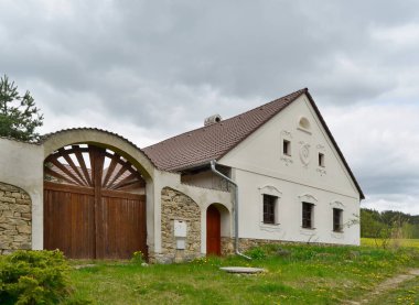 geleneksel köy evin dışında Güney Bohemya tamir