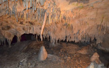 Sarkıt dekorasyon, Balcarka mağaraları, Moravian Karst