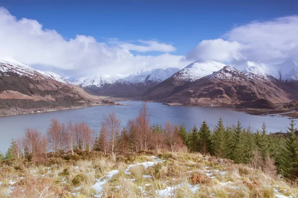 Vue Sur Loch Duich Les Cinq Sœurs Kintail Dans Les — Photo