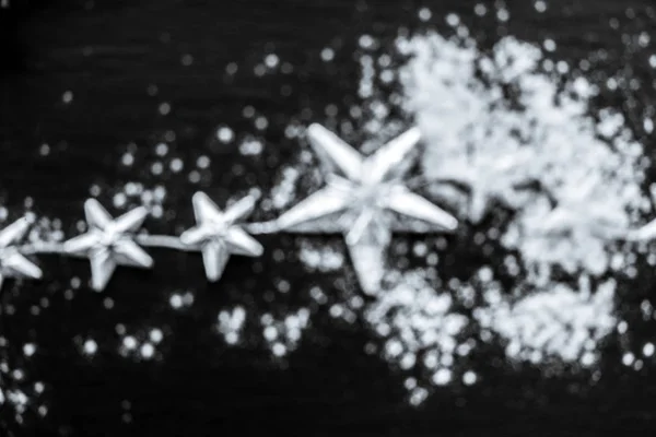 Noel Noel Kar Taneleri Gümüş Arka Plan Kar Yağışı Bulanık — Stok fotoğraf