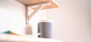 Stirling/İskoçya - 7 Temmuz 2019: Bu Sonos One Akıllı Hoparlör