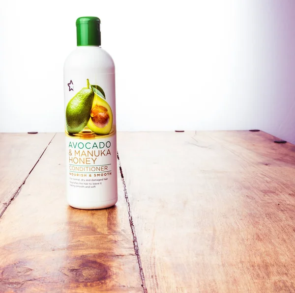 Alloa, Iskoçya-17 Temmuz 2019: saç kremi-avokado ve m