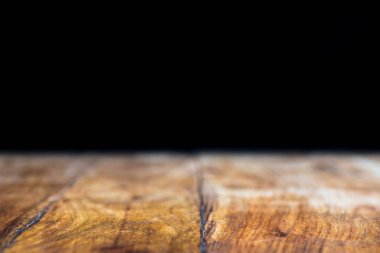 Grunge eski tablo ve siyah duvar arkaplanı