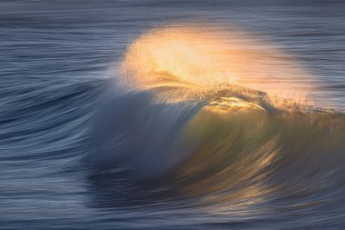 smooth wave breaking with panning effect  clipart