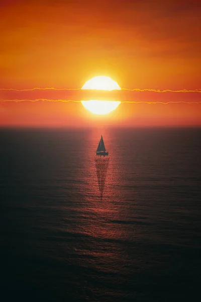 Sailboat Sea Dreamy Red Sunset — Stock Photo, Image