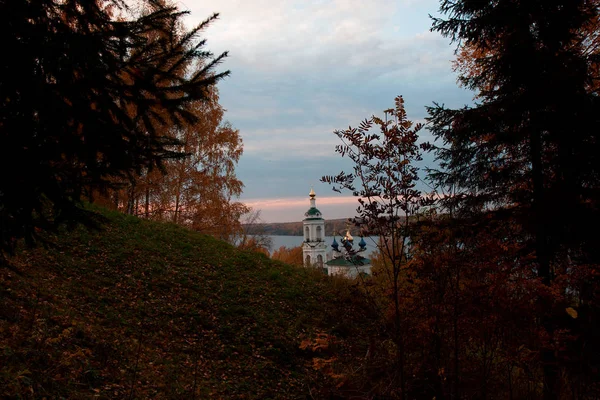 Cidade Ples Rio Volga Outono — Fotografia de Stock