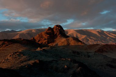 Moğolistan Tolbo göl alanı