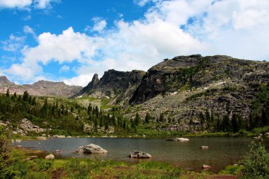 Milli Parkı Sibirya'da Ergaki görünümünü