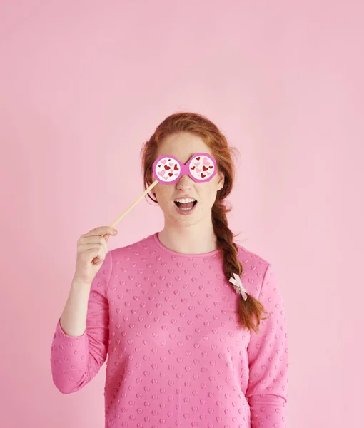 Retrato Una Chica Juguetona Celebrando Día San Valentín Toma Del —  Fotos de Stock