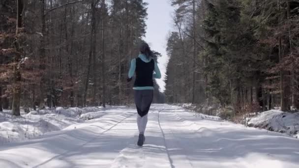 Mujer Corriendo Invierno — Vídeos de Stock