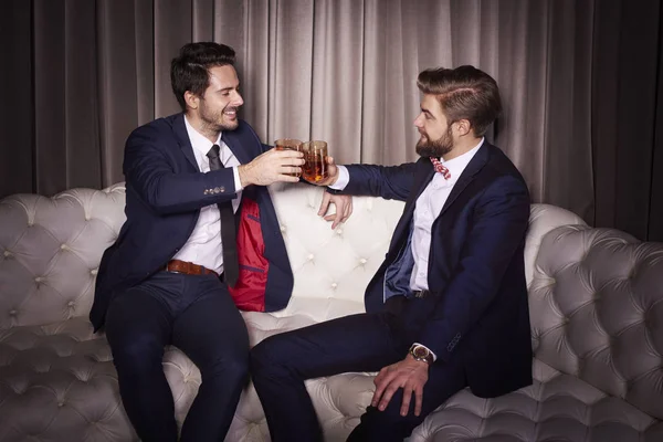 Men Whiskey Toasting Entertainment Club — Stock Photo, Image