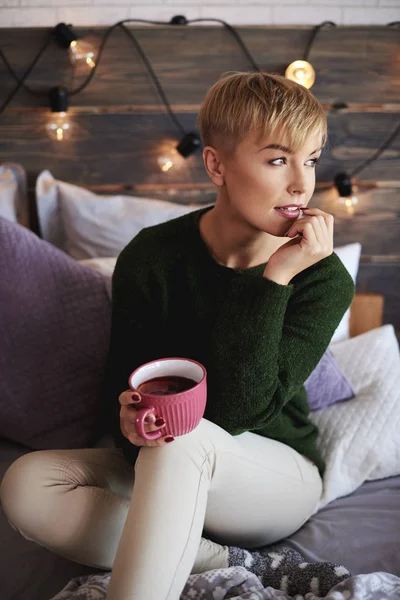 Young Woman Drinking Tea Winter Day — Stock Photo, Image