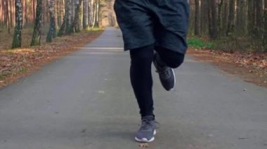 Koşucunun alt kısmı