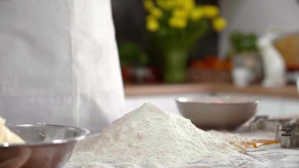 Piece Butter Falling Flour — Stock Video