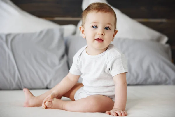 Portrait Cute Baby Sitting Bed — Stock Photo, Image