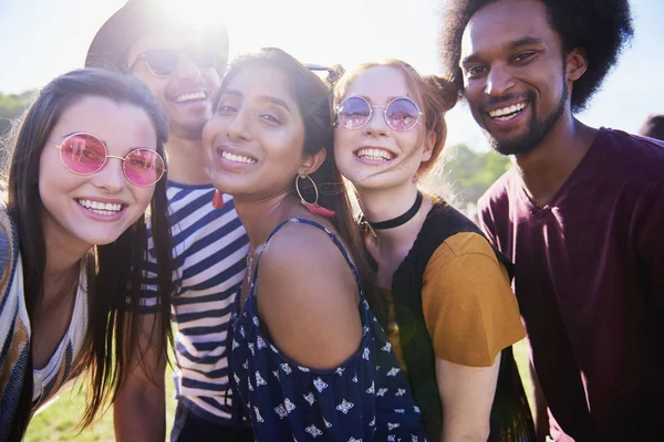 Selfie Von Fünf Besten Freunden — Stockfoto