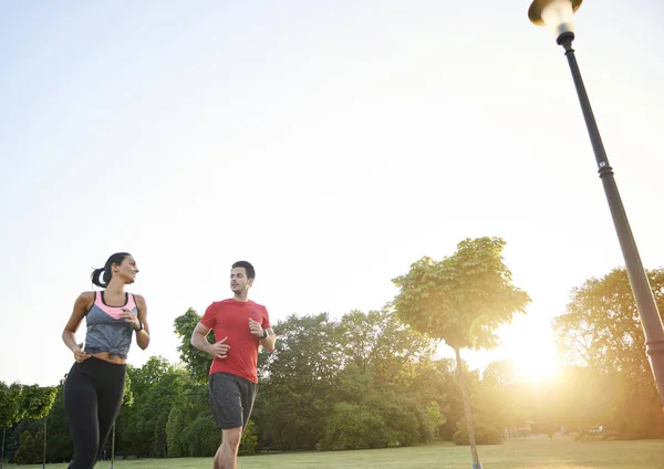 Jogging Com Parceiro Mais Fácil — Fotografia de Stock