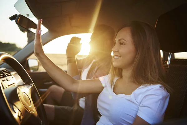 Playful Couple Dancing Singing Road Trip — Stock Photo, Image