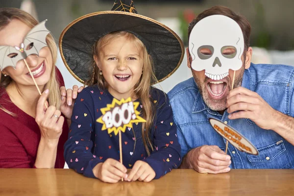 Familj Roligt Tillsammans Halloween — Stockfoto