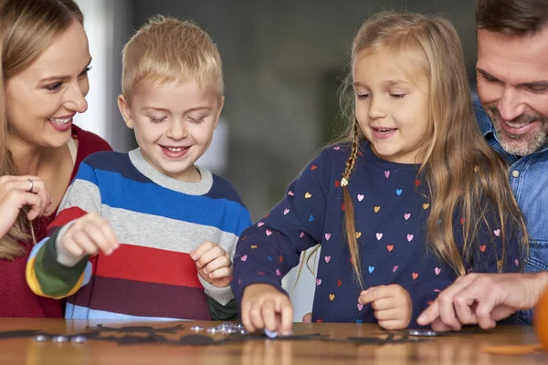 Happy Family Spending Halloween Together — Stock Photo, Image