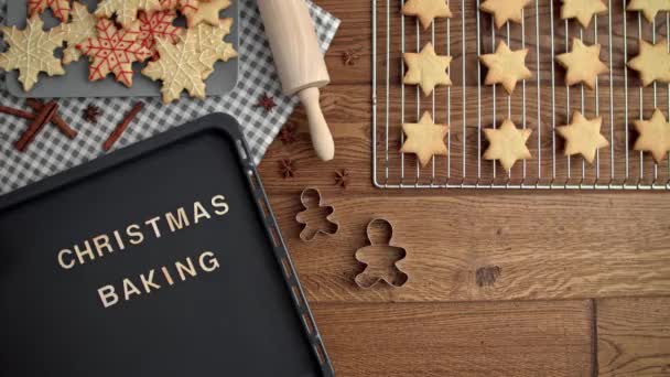 Χριστούγεννα Προετοιμασίας Του Γλυκά Τρόφιμα — Αρχείο Βίντεο