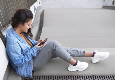 Tek ihtiyacın olan doğru bağlantılar.