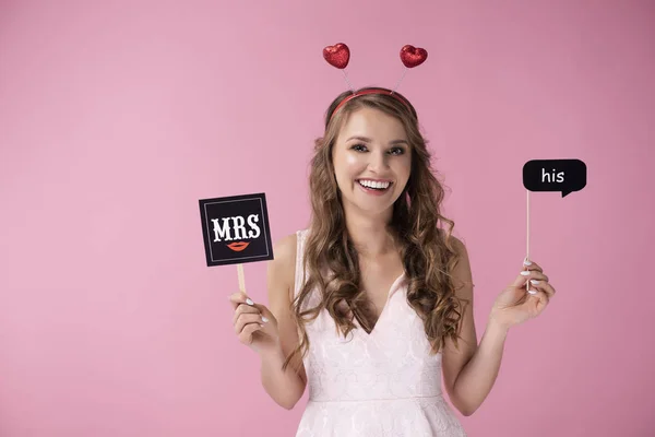 Retrato Chica Alegre Con Accesorios San Valentín — Foto de Stock