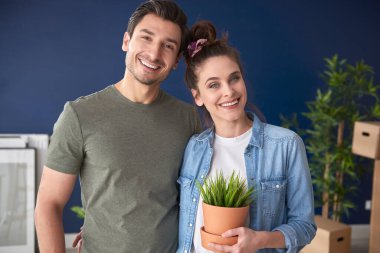 Genç ev sahiplerinin portresi