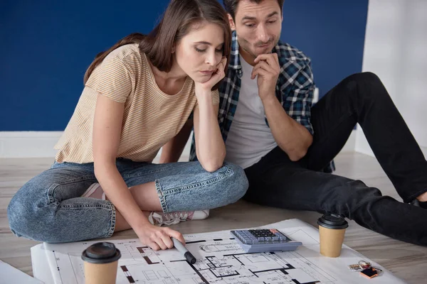Couple Having Problem Home Project — Stock Photo, Image