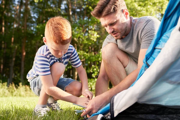 Father Son Tent Camping — Stock Photo, Image