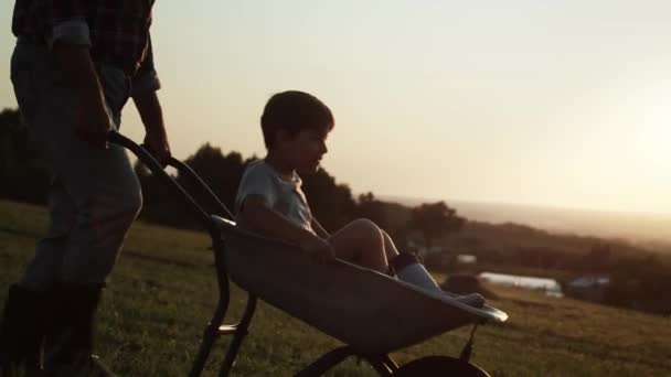 Seguimiento Vídeo Las Vacaciones Más Maravillosas Campo Fotografía Con Cámara — Vídeo de stock