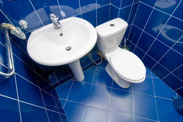 Foto av offentlig toalettrummet — Stockfoto