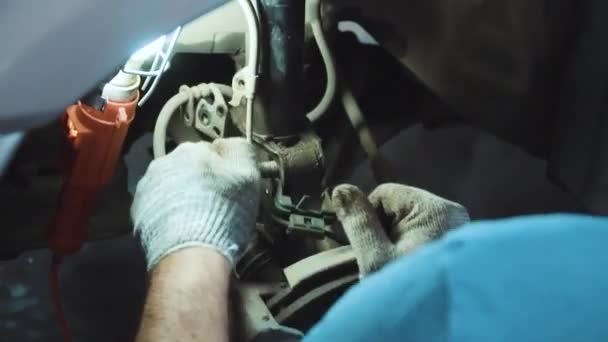 Photo Repair Running Gear Car Mechanic Hands — Stock Video