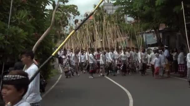 Desa Munggu Kabupaten Badung Bali Indonesia February 2020 Ceremony Mekotek是印度教徒在巴厘岛所宣称的遗产 — 图库视频影像