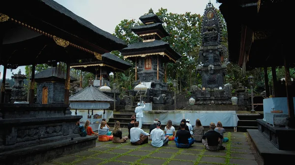 Pampatan Rendang Regancia Karangasem Bali Indonesia Julio 2020 Foto Personas — Foto de Stock