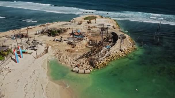Vidéo Drone Construction Bateau Bois Sur Une Jetée Sable Bord — Video