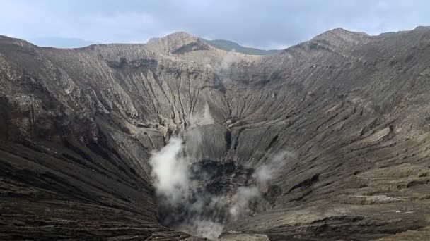 Indonesia Isla Java Volcán Activo Bromo Vista Desde Caldera Hasta — Vídeos de Stock