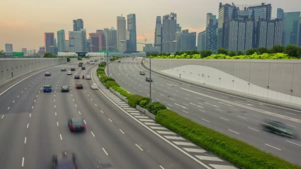 Akşam Singapur Otoyol Gökdelenler Içinde Belgili Tanımlık Geçmiş Zaman Atlamalı — Stok video