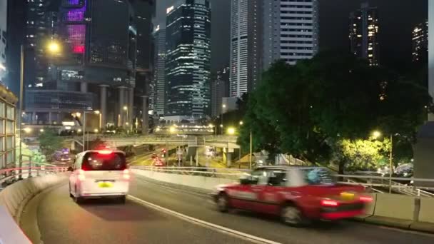 Hong Kong Nuit Échange Trafic Important Entre Gratte Ciel Trafic — Video