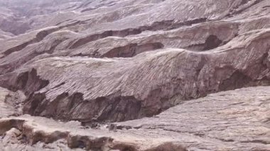 Endonezya. Bali Adası. Kabartma aktif yanardağ Bromo eğimi. Kamera dron görüntüleyin. Havadan görünümü